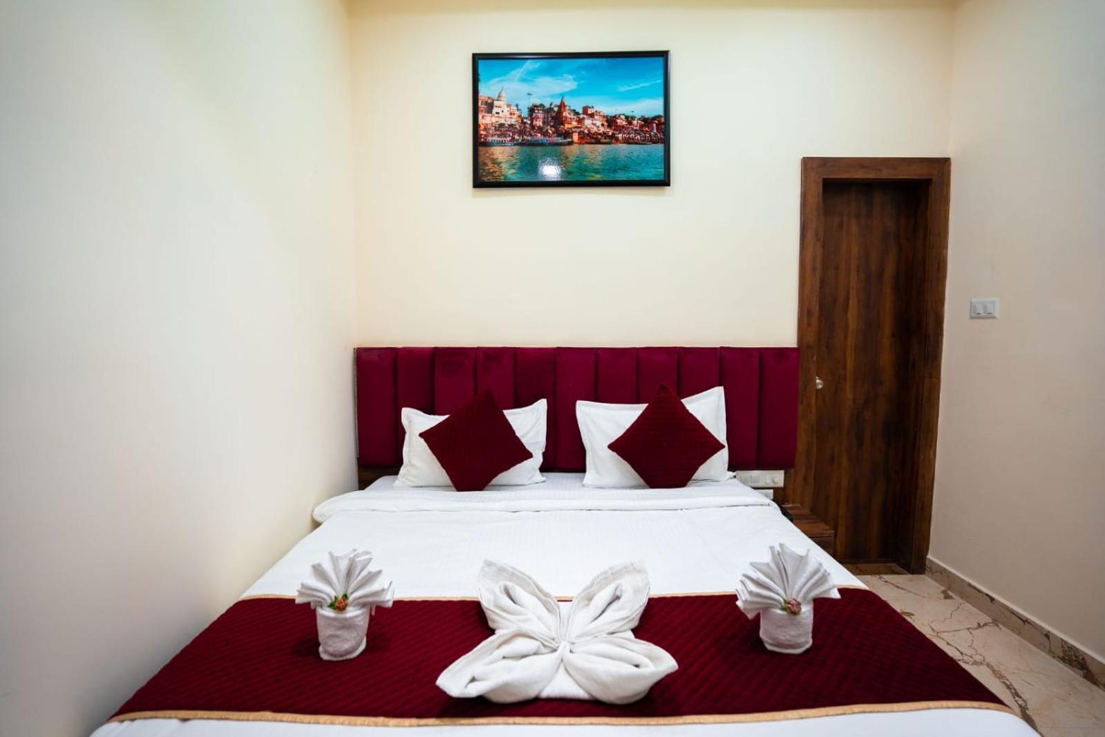 Hotel Jsr Kedar Varanasi Exterior photo
